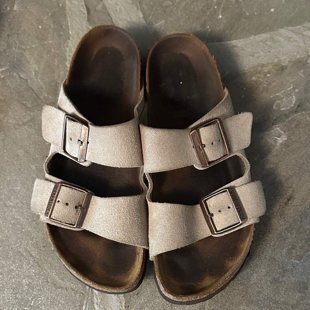 Birkenstock Womens Arizona Suede Double Strap Sandals in Taupe